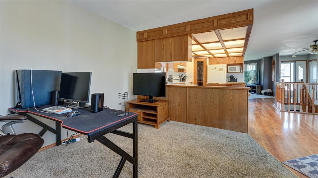 Picture of 529 53 Avenue W, Claresholm Real Estate Listing