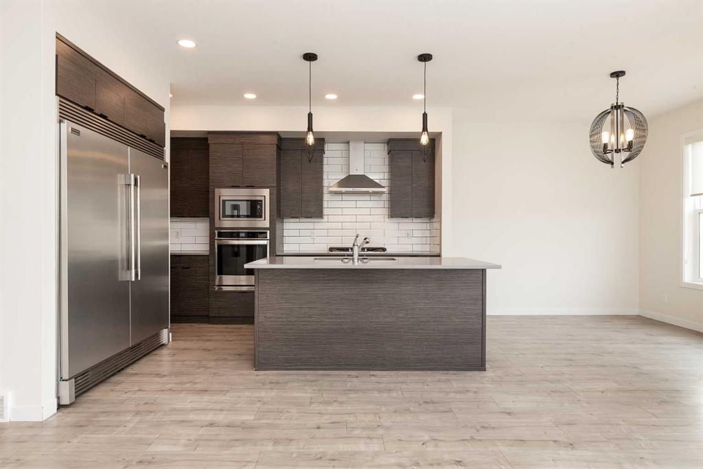 Picture of 889 Atlantic Cove W, Lethbridge Real Estate Listing