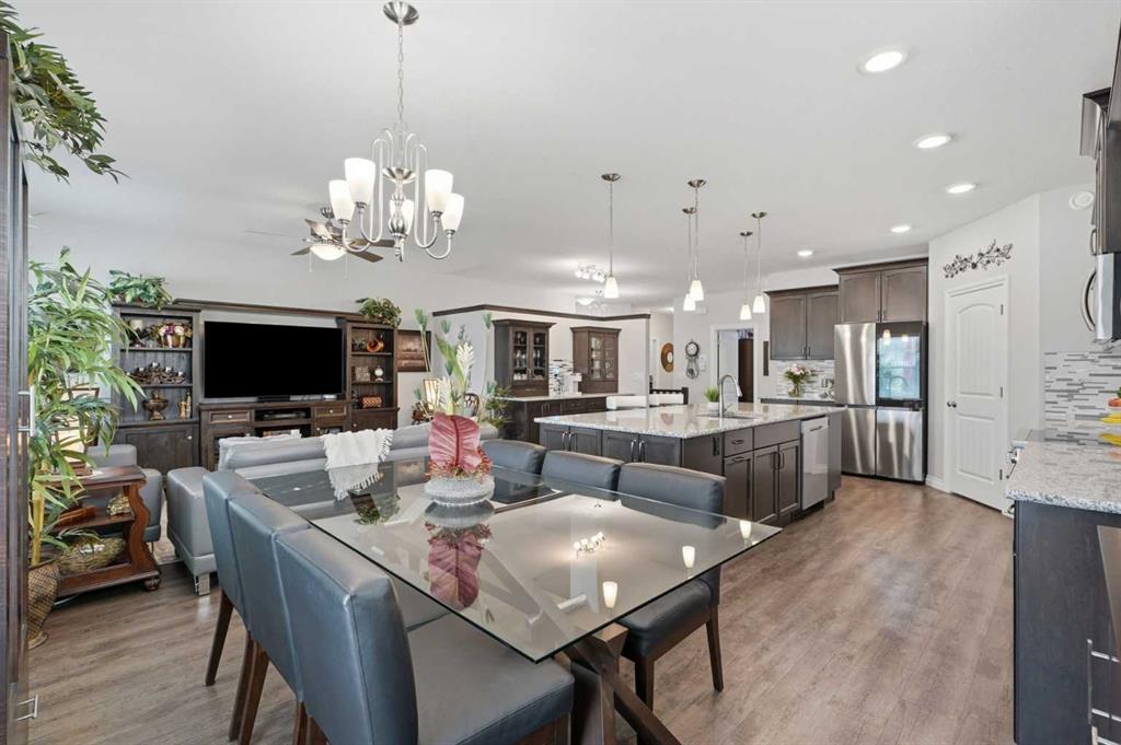 Picture of 2 Traynor Close , Red Deer Real Estate Listing