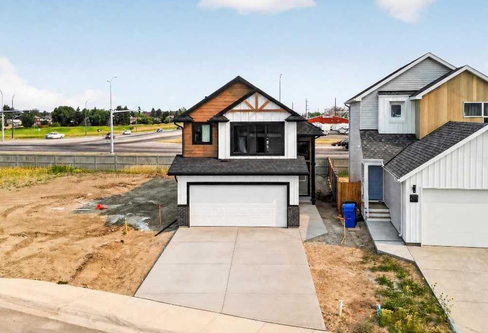 Picture of 4313 25 Avenue S, Lethbridge Real Estate Listing