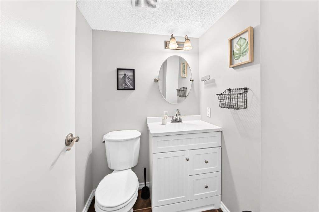 Picture of 84, 6915 Ranchview Drive NW, Calgary Real Estate Listing