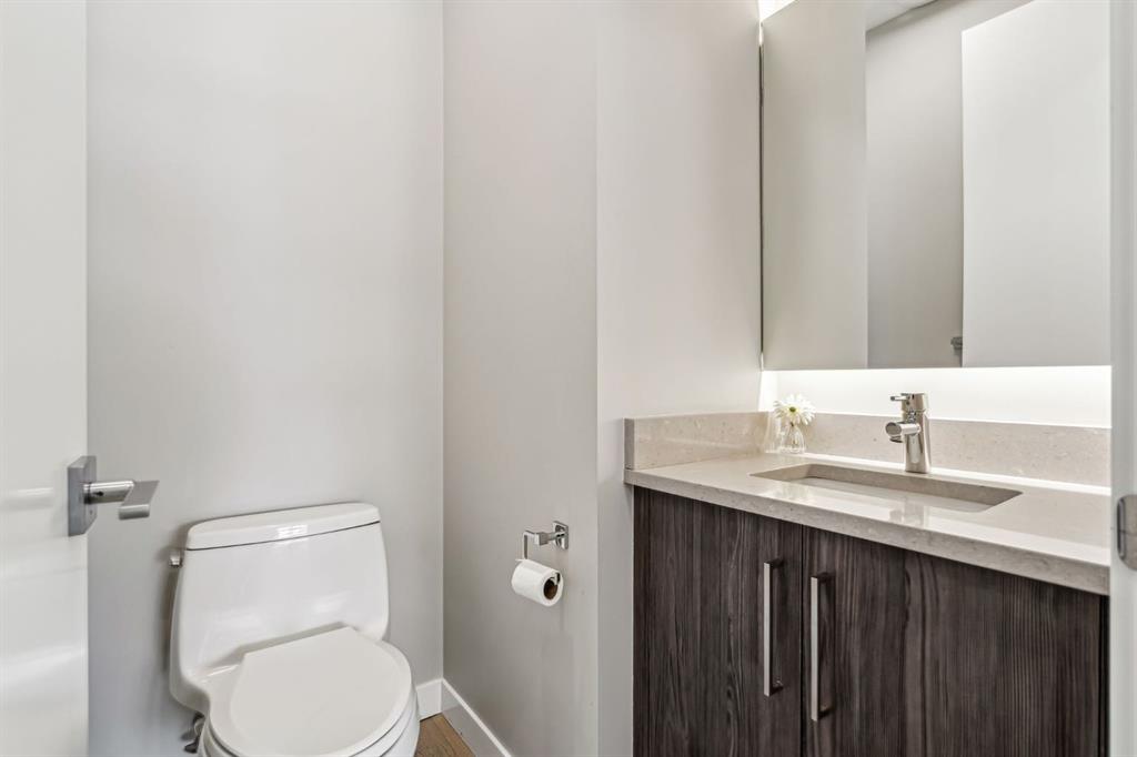 Picture of 5105 6 Street SW, Calgary Real Estate Listing