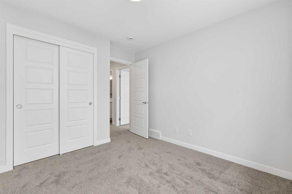 Picture of 1027, 132 Red Embers Link NE, Calgary Real Estate Listing