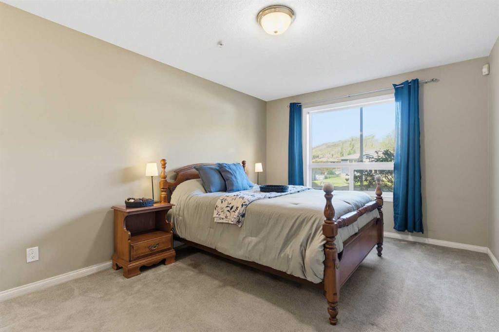 Picture of 103, 128 Centre Avenue , Cochrane Real Estate Listing