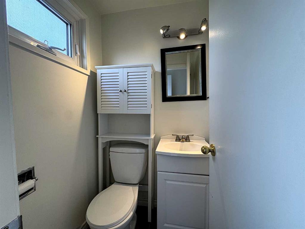 Picture of 1302, 4709 33 Street  , Red Deer Real Estate Listing