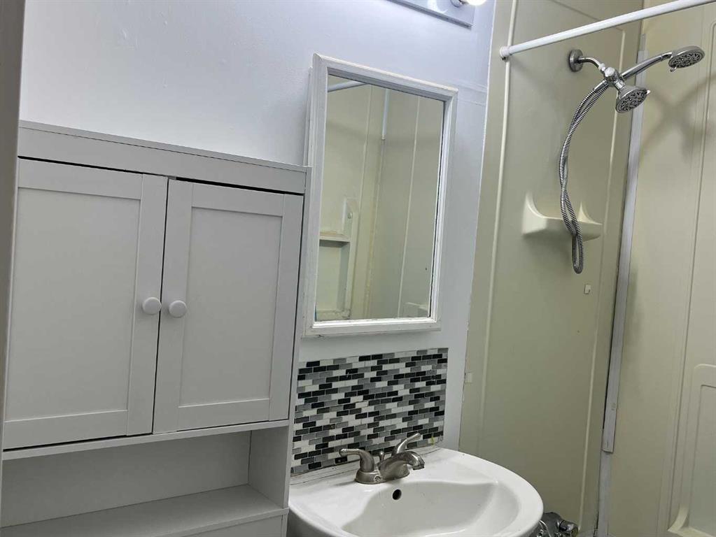 Picture of 10104 99 Street , High Level Real Estate Listing