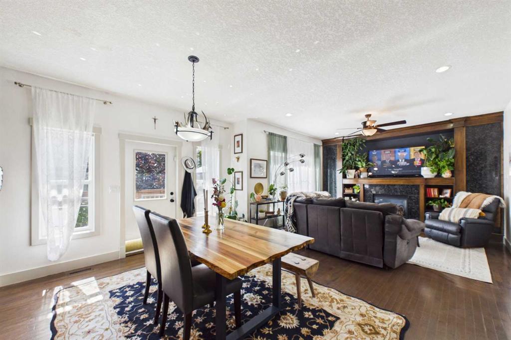 Picture of 737 Canoe Avenue SW, Airdrie Real Estate Listing