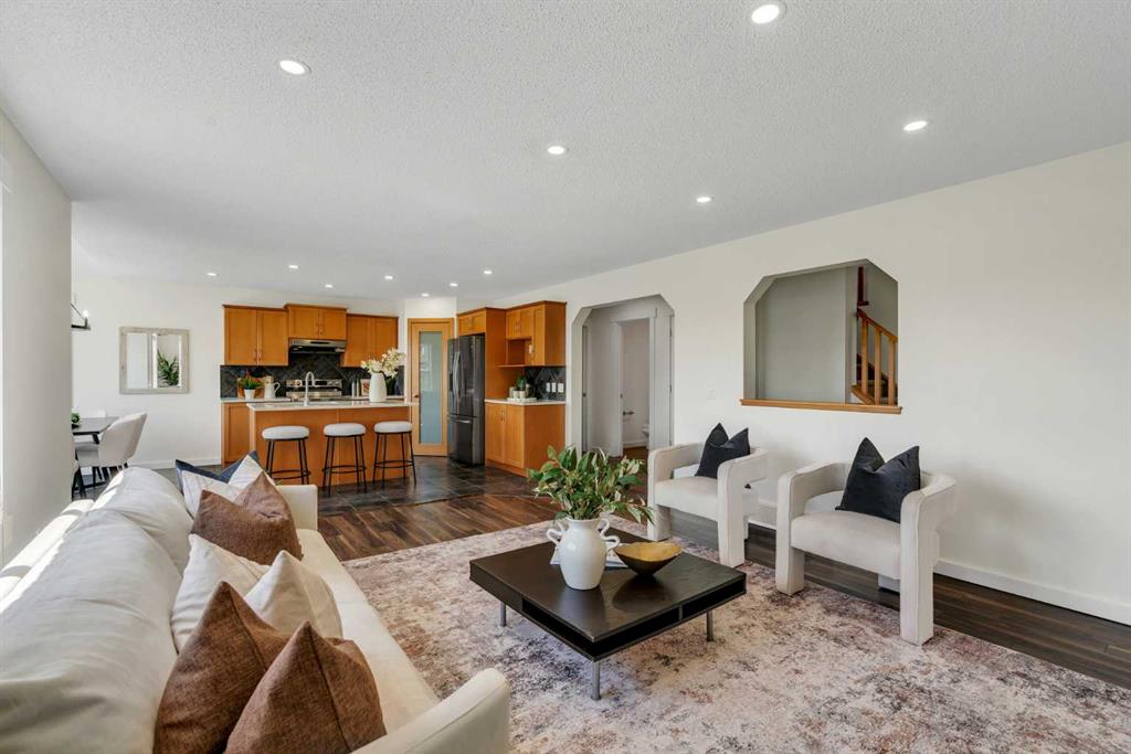 Picture of 438 Sagewood Park SW, Airdrie Real Estate Listing