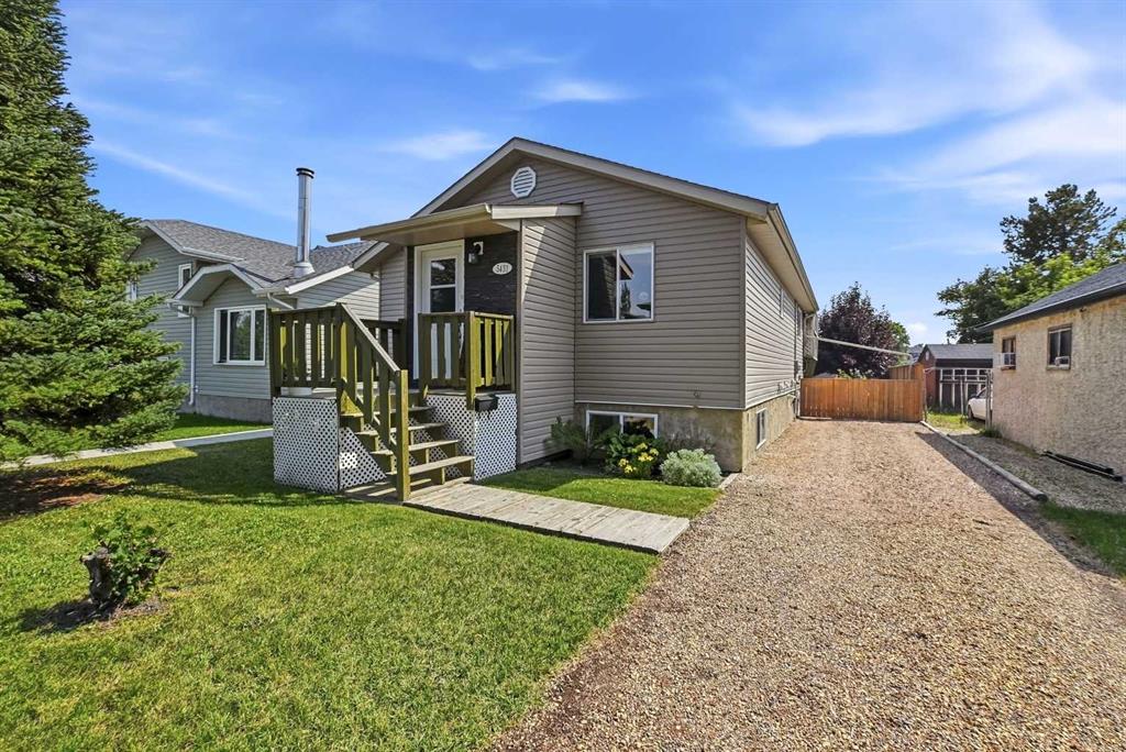 Picture of 5431 55 Avenue , Lacombe Real Estate Listing
