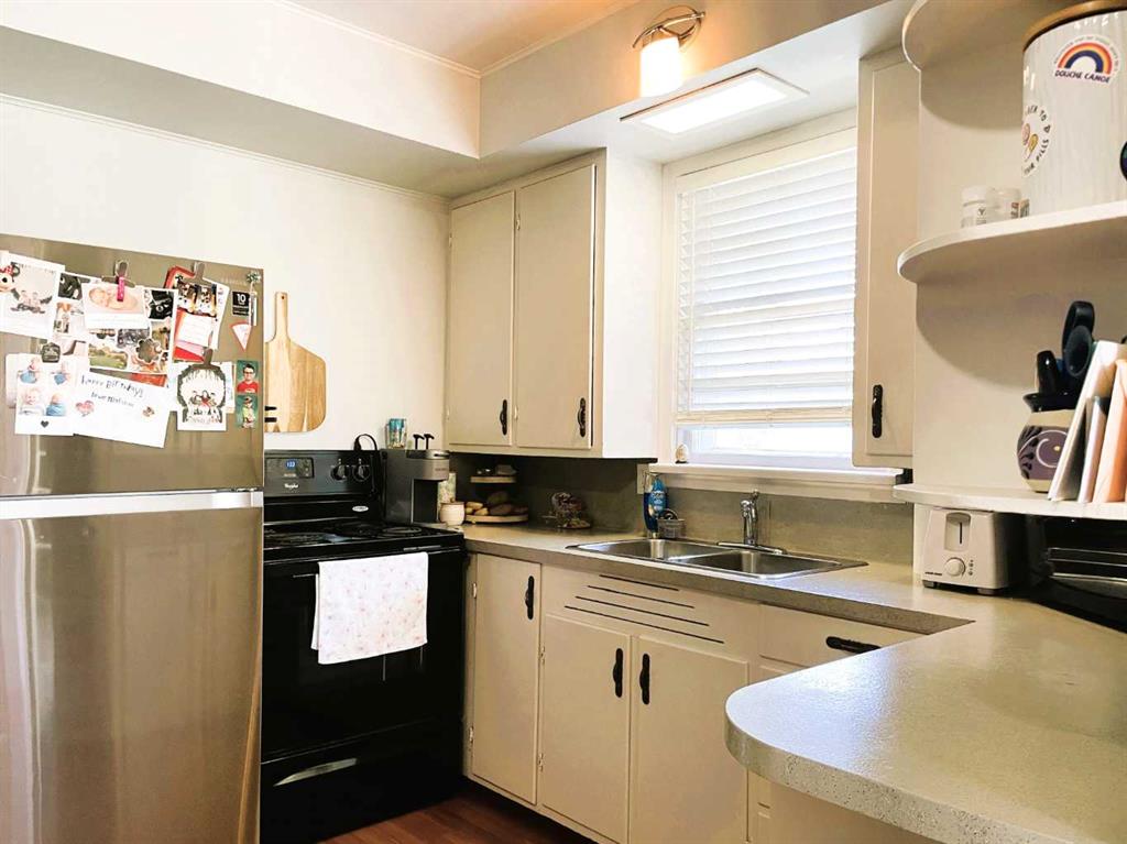 Picture of 11136 103 Avenue , Fairview Real Estate Listing