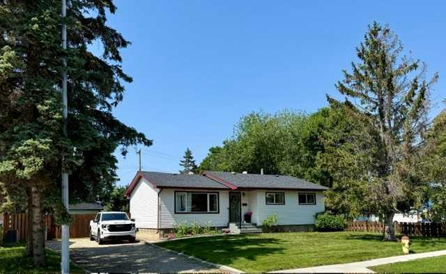 Picture of 8626 99B Street , Grande Prairie Real Estate Listing
