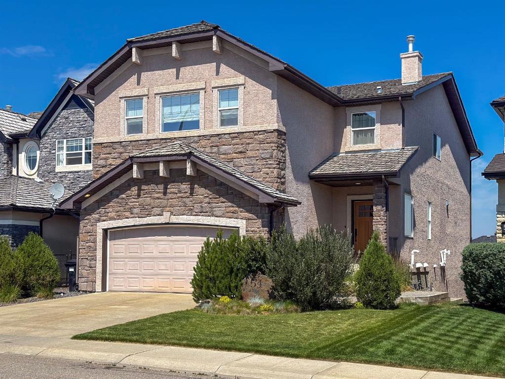 Picture of 54 Royal Ridge Mount NW, Calgary Real Estate Listing
