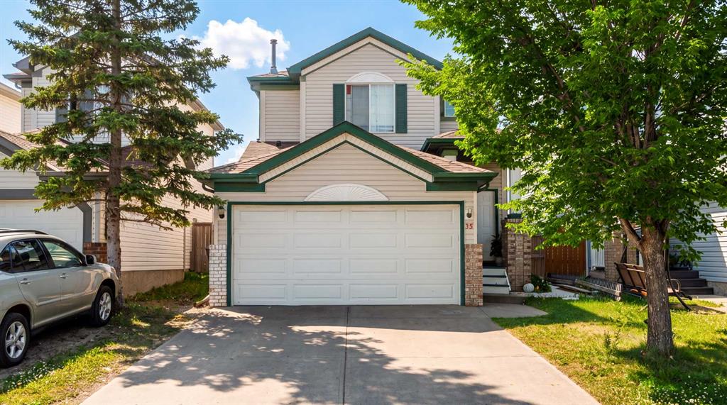 Picture of 35 Martin Crossing Park NE, Calgary Real Estate Listing