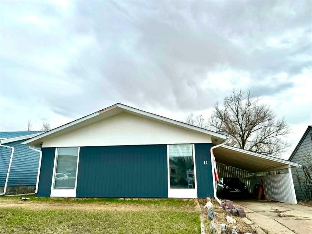 Picture of 14 Spruce Drive , Drumheller Real Estate Listing