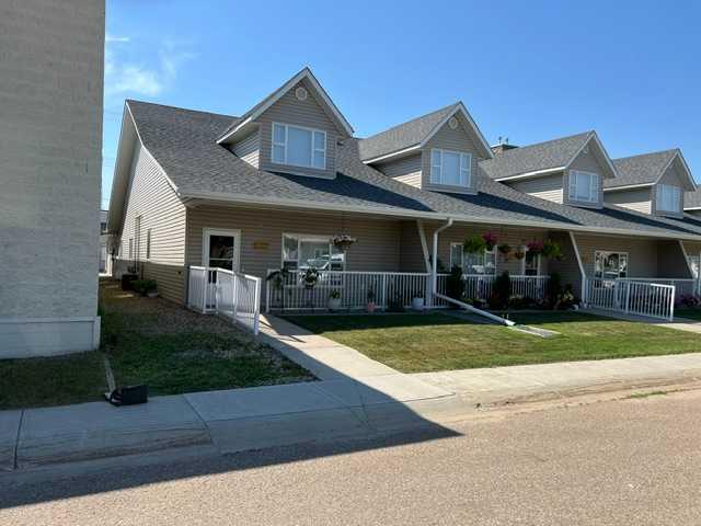 Picture of 5008A 49 Street , Stettler Real Estate Listing