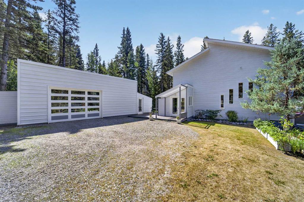 Picture of 7, 32579 Range Road 52  , Rural Mountain View County Real Estate Listing