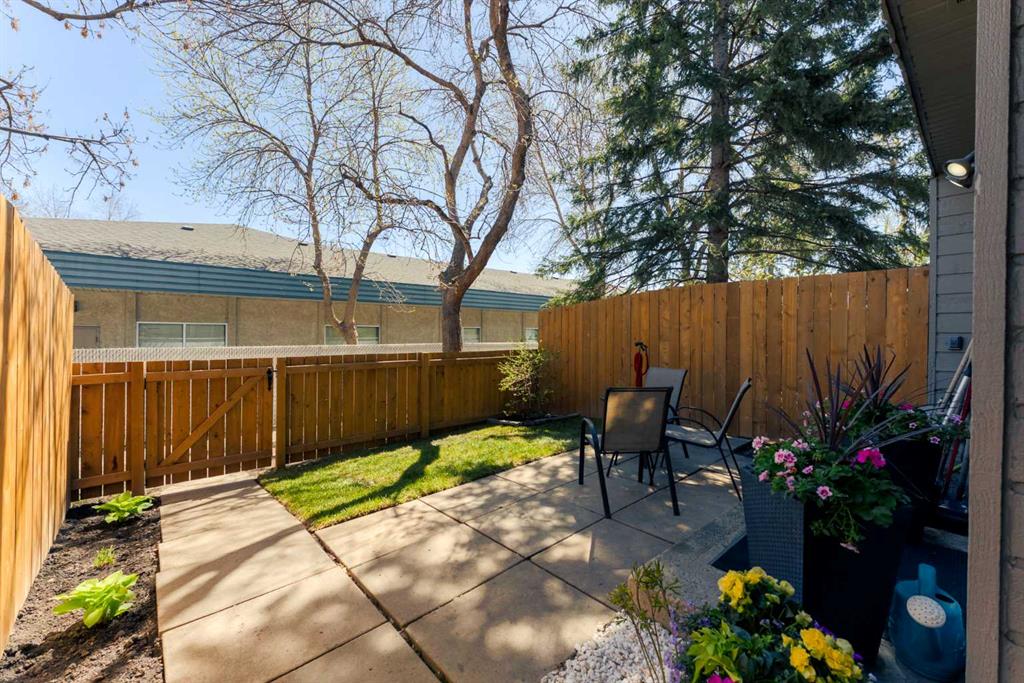 Picture of 23, 420 Grier Avenue NE, Calgary Real Estate Listing