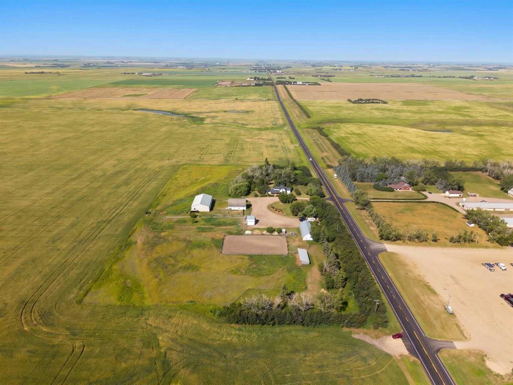 Picture of 250035 Township Road 304  , Rural Kneehill County Real Estate Listing