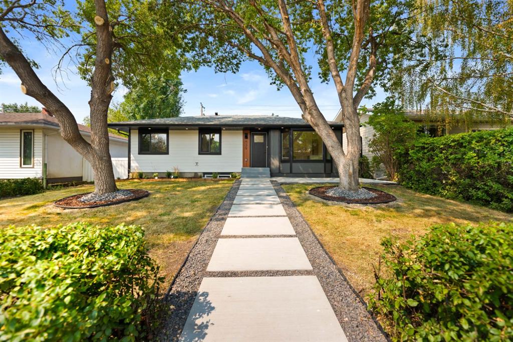 Picture of 439 Arlington Drive SE, Calgary Real Estate Listing