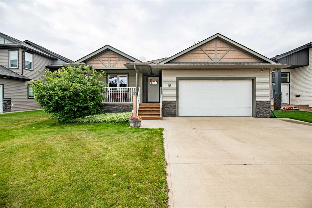 Picture of 9 Valmont Street , Blackfalds Real Estate Listing
