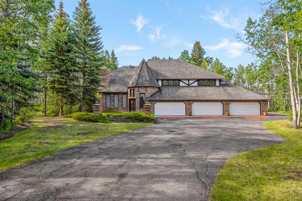 Picture of 7 Biggar Heights Bay , Rural Rocky View County Real Estate Listing