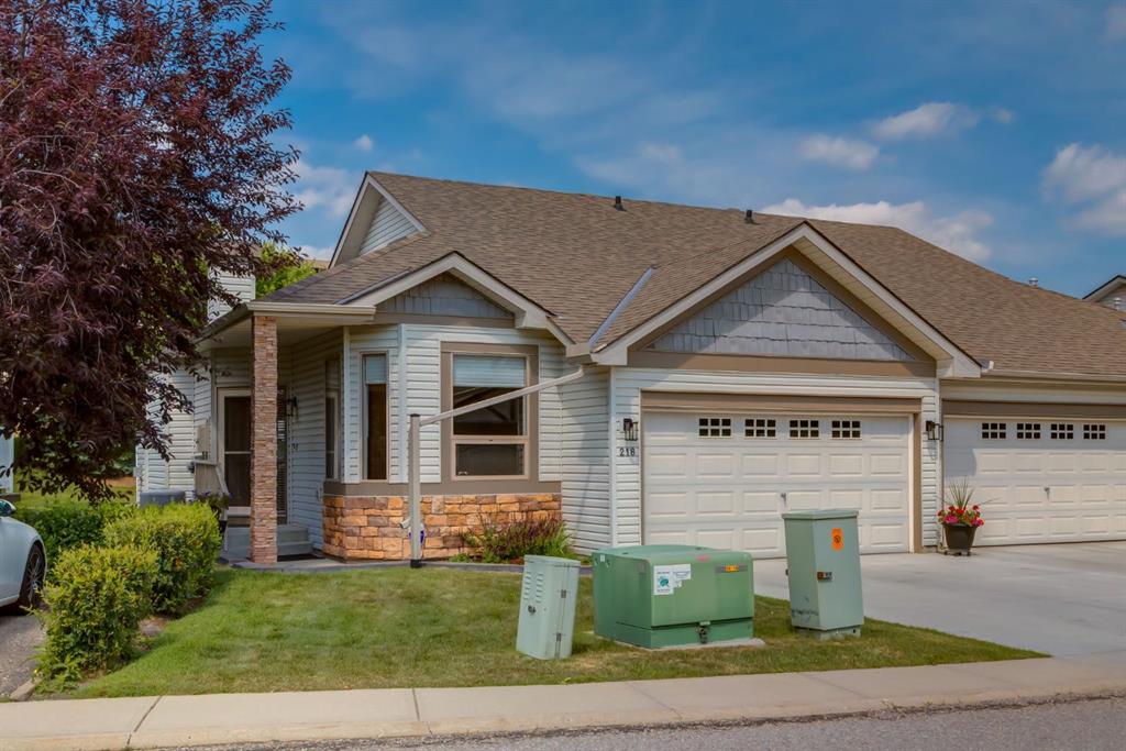 Picture of 218 Springbank Villas SW, Calgary Real Estate Listing