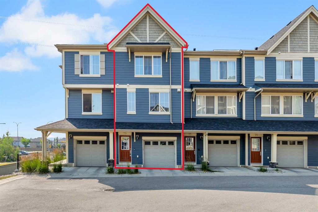 Picture of 79 Evansview Gardens NW, Calgary Real Estate Listing