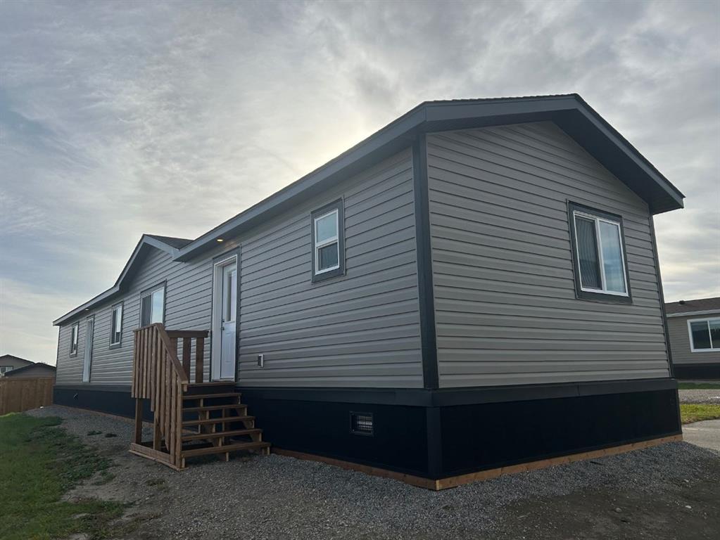 Picture of 2050 Sunflower Crescent , Coaldale Real Estate Listing