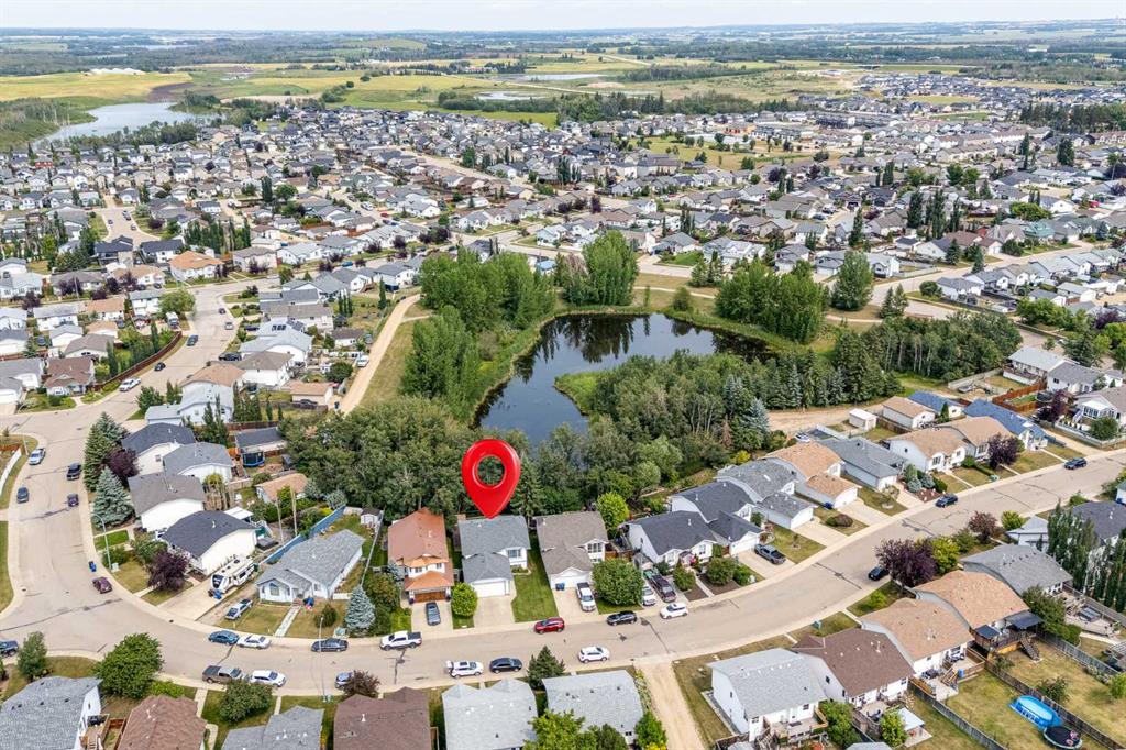 Picture of 42 Westglen Boulevard , Blackfalds Real Estate Listing