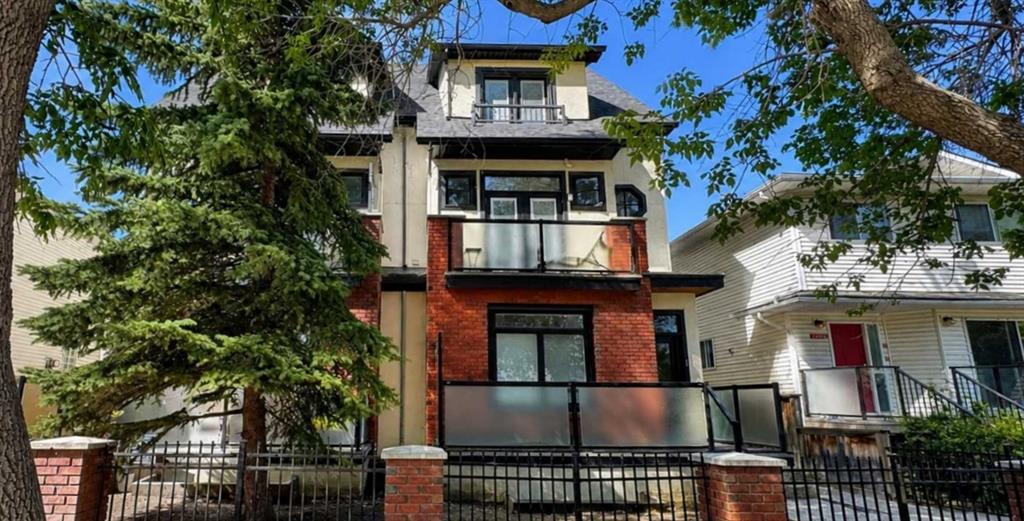 Picture of 3, 2118 35 Avenue SW, Calgary Real Estate Listing