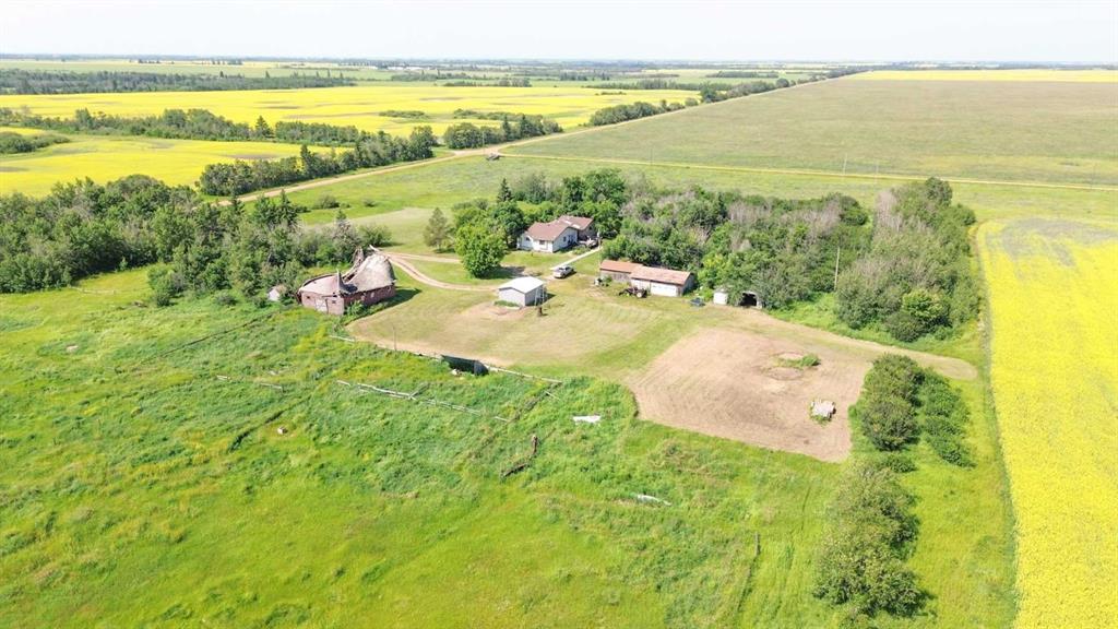 Picture of 17072 TWP 41-2  , Rural Stettler No. 6, County of Real Estate Listing