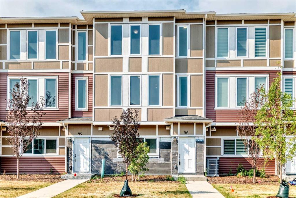 Picture of 96, 145 Chelsea Mews , Chestermere Real Estate Listing