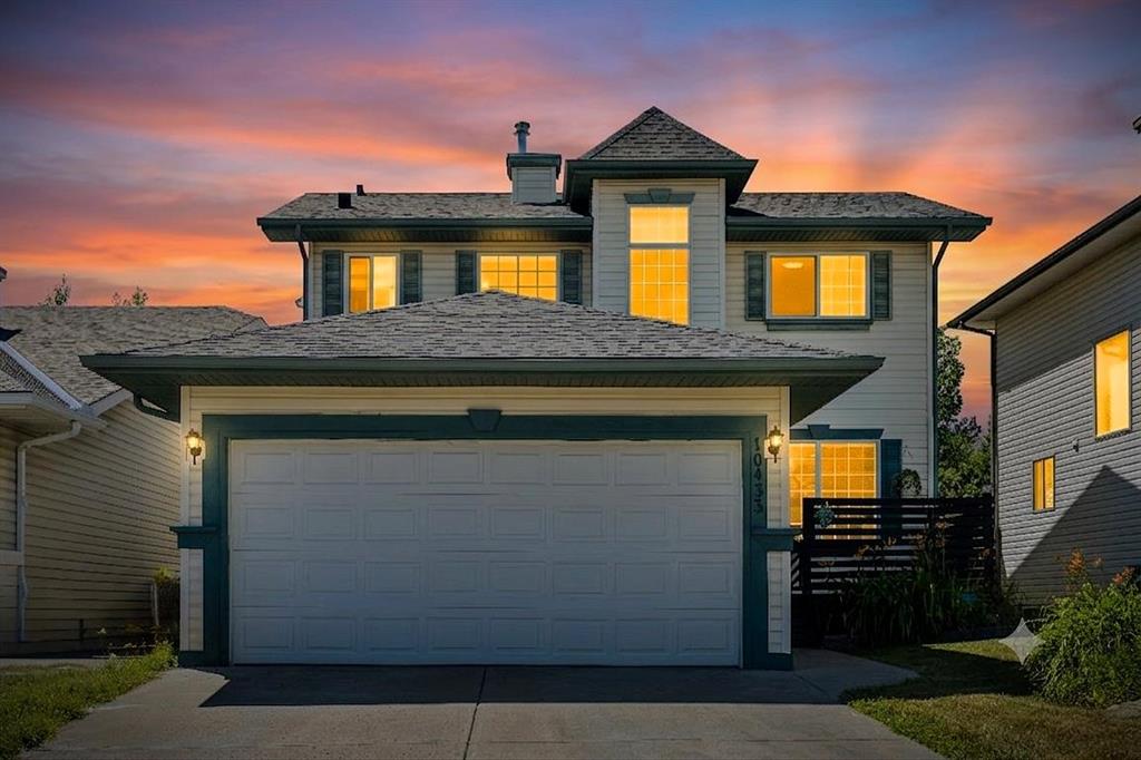 Picture of 10433 Hidden Valley Drive NW, Calgary Real Estate Listing