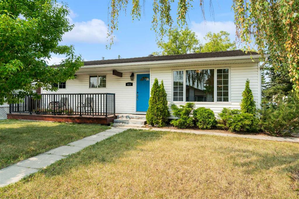 Picture of 613 Olympia Crescent SE, Calgary Real Estate Listing