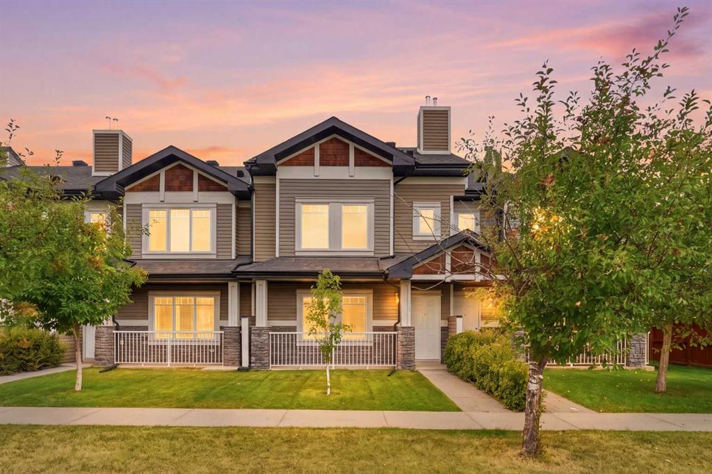 Picture of 149 Prestwick Villas SE, Calgary Real Estate Listing