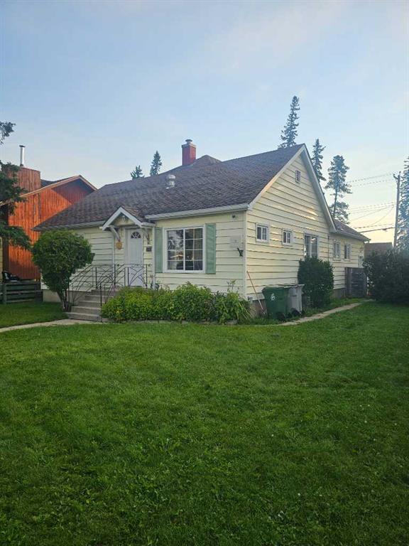 Picture of 1109 50 Street , Edson Real Estate Listing