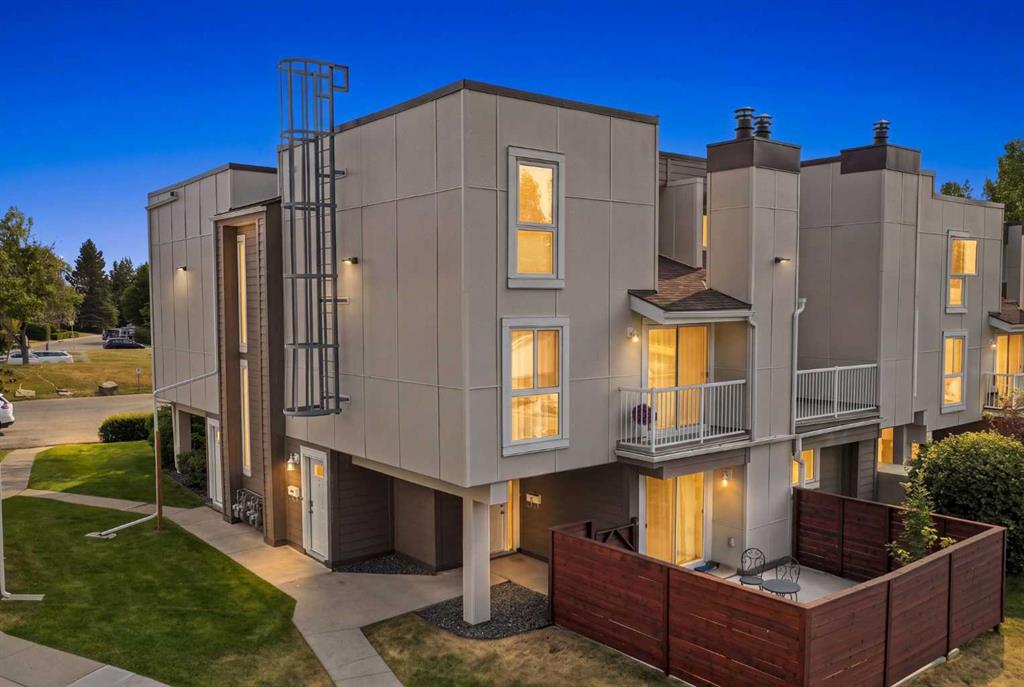Picture of 412, 13104 Elbow Drive SW, Calgary Real Estate Listing