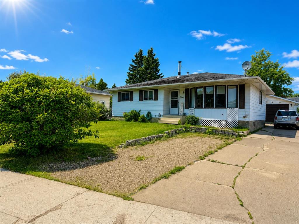 Picture of 5746 9 Avenue , Edson Real Estate Listing