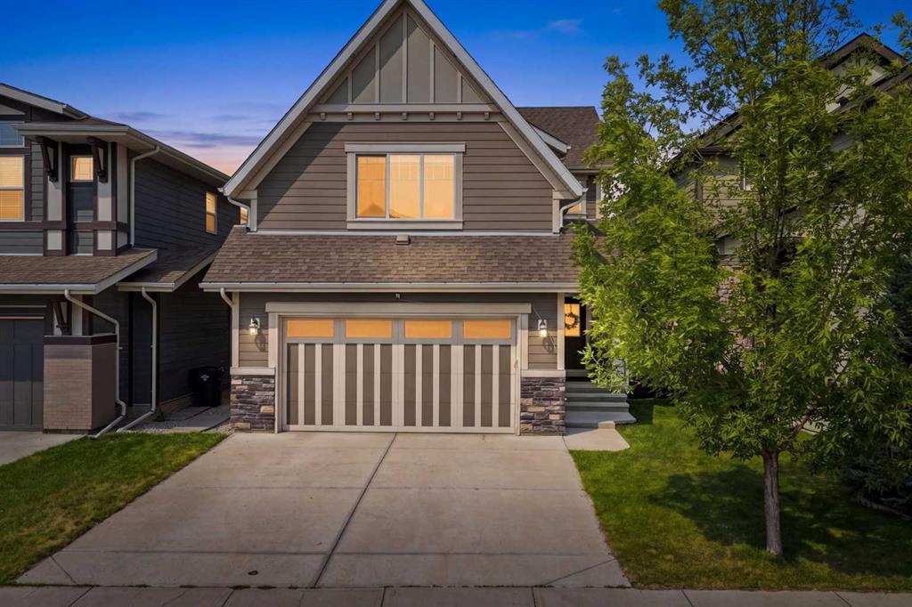Picture of 12 Masters Court SE, Calgary Real Estate Listing