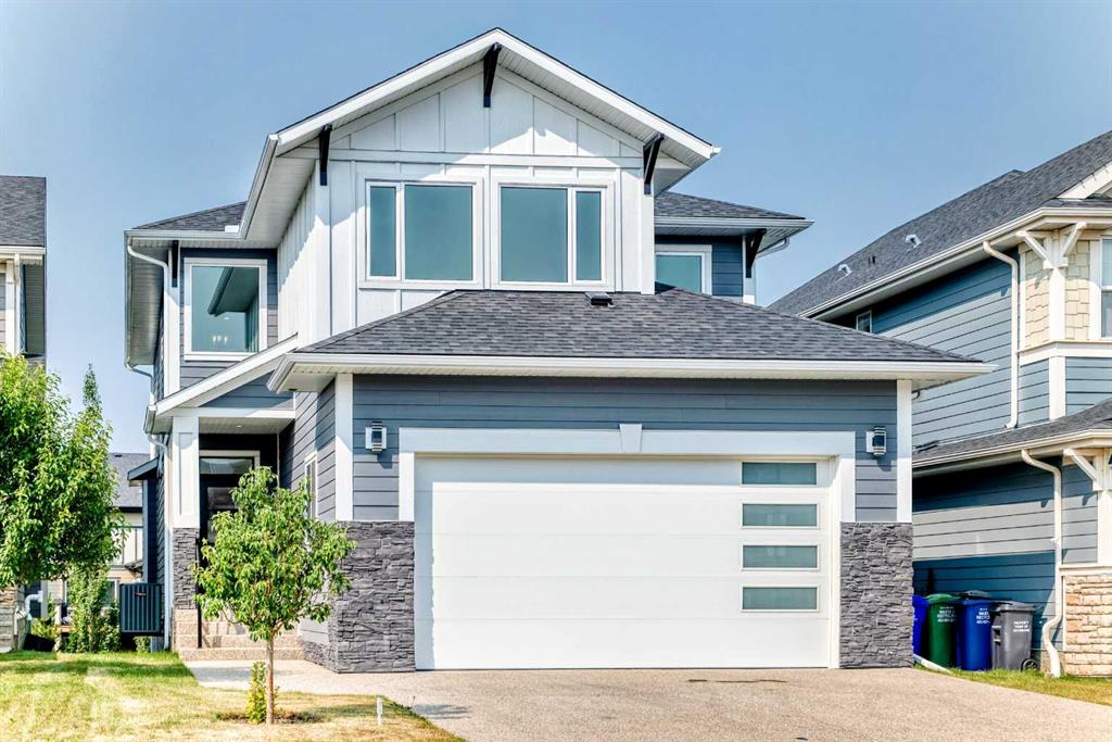 Picture of 79 Sundown Way , Cochrane Real Estate Listing