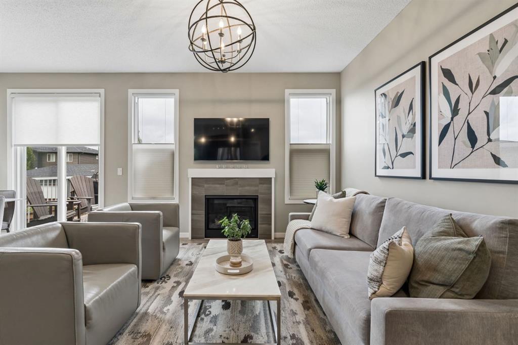 Picture of 4 Emberside Place , Cochrane Real Estate Listing