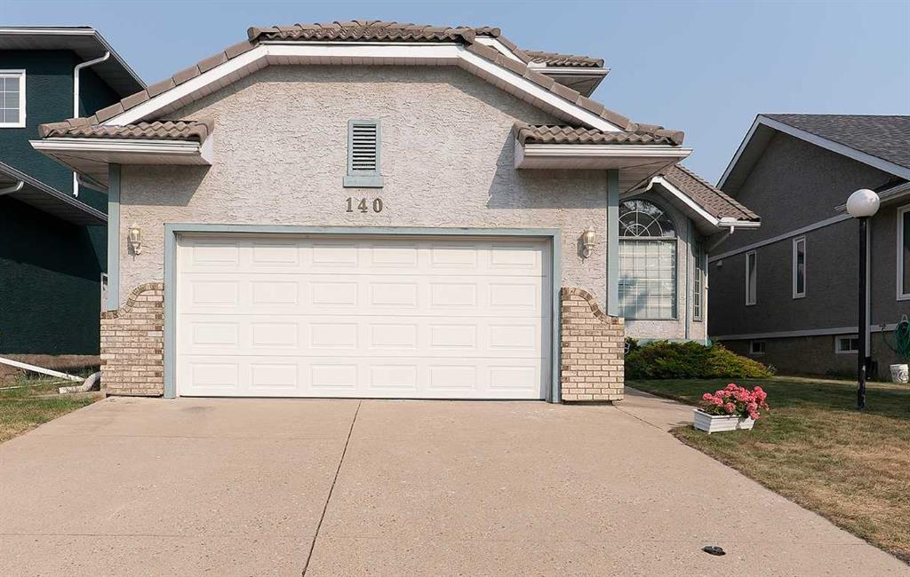 Picture of 140 Santana Mews NW, Calgary Real Estate Listing