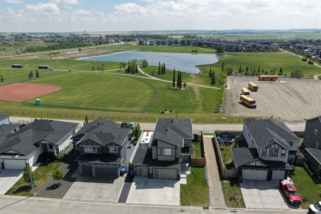 Picture of 1340 Lackner Boulevard , Carstairs Real Estate Listing