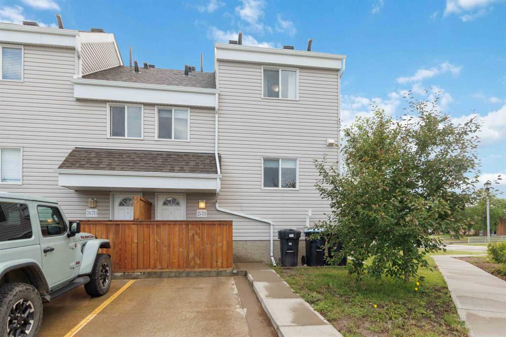 Picture of 25, 711 Beacon Hill  , Fort McMurray Real Estate Listing