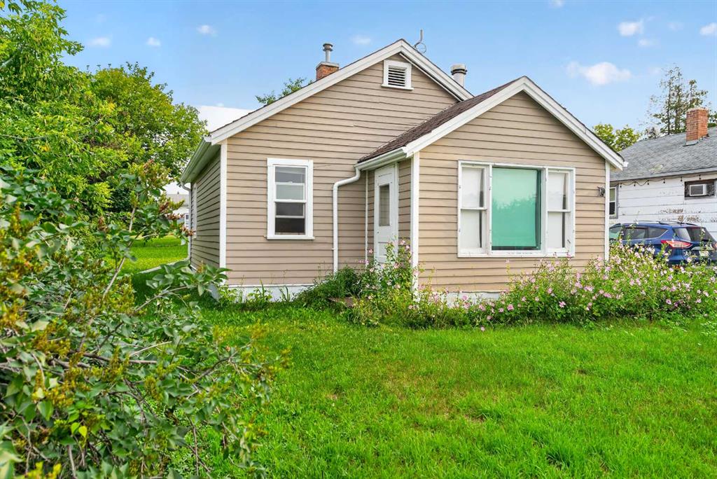 Picture of 11216 106 Ave Avenue , Fairview Real Estate Listing
