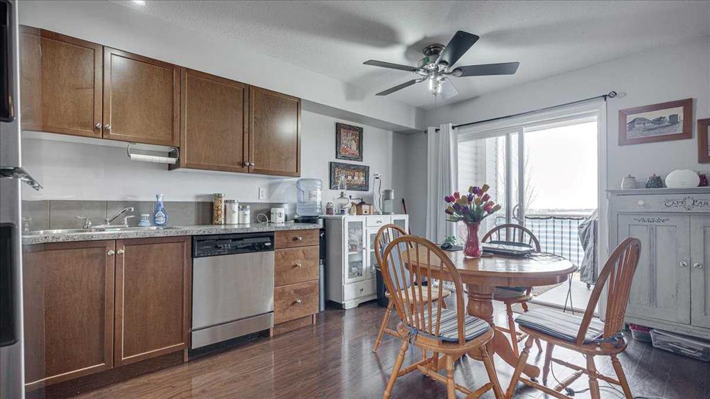 Picture of 410, 3 Broadway Rise , Sylvan Lake Real Estate Listing