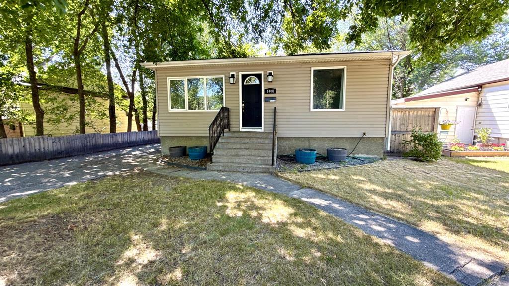 Picture of 1408 12 Avenue S, Lethbridge Real Estate Listing