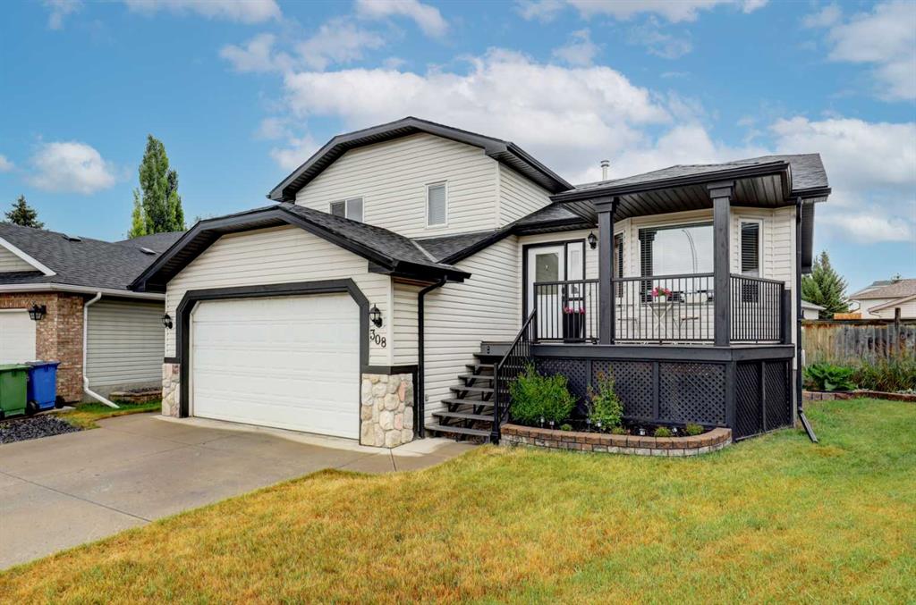 Picture of 308 West Terrace Place , Cochrane Real Estate Listing