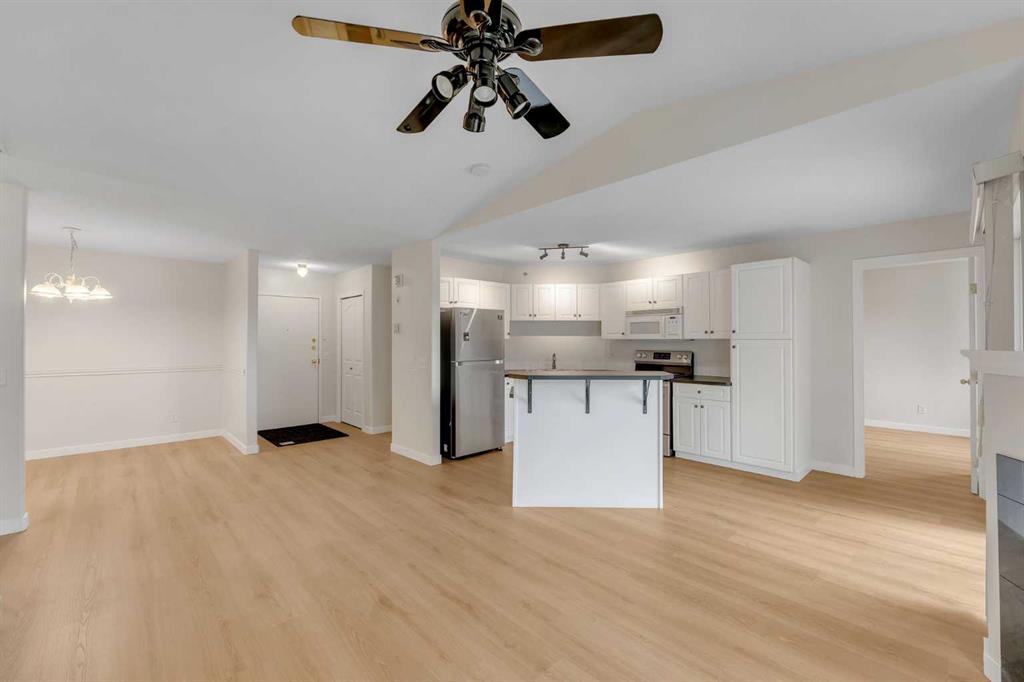 Picture of 307, 1307 Valleyview Park SE, Calgary Real Estate Listing
