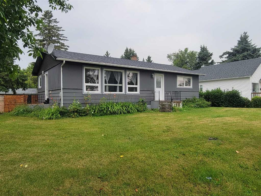 Picture of 5502 51 Street , Castor Real Estate Listing